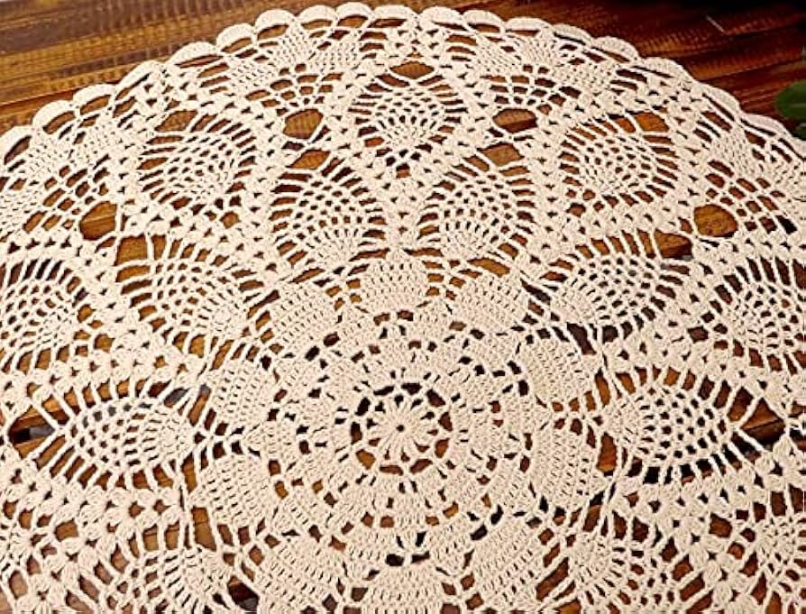 アンティーク☆ゴールド☆円形ドイリークロス plusnao ドイリー テーブルセンター 花柄 刺繍 丸レース 花瓶